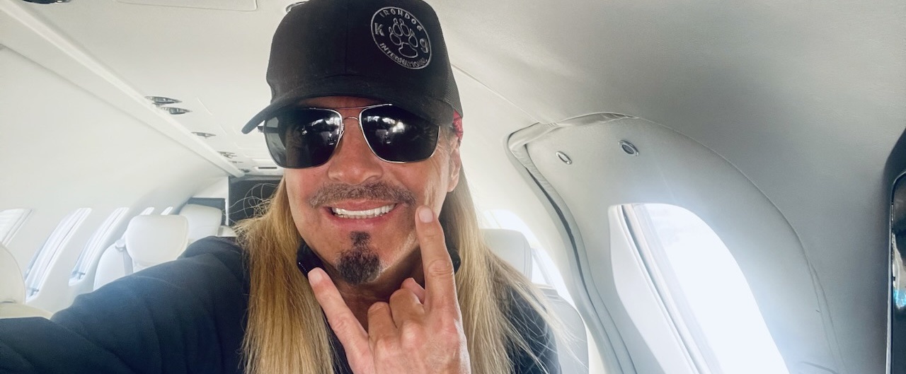 Bret Michaels Brings The Parti Gras To St Petersburg Florida